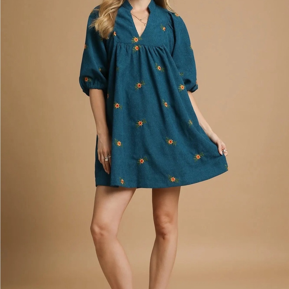 New Umgee Teal Dress with Floral Embroidery M